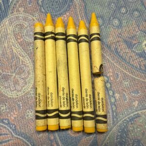 Dandelion Crayola Crayons- Lot Of 5 Whole 1 broken Used Retired